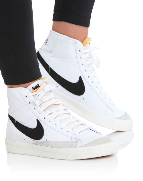 mid blazer 77 women's